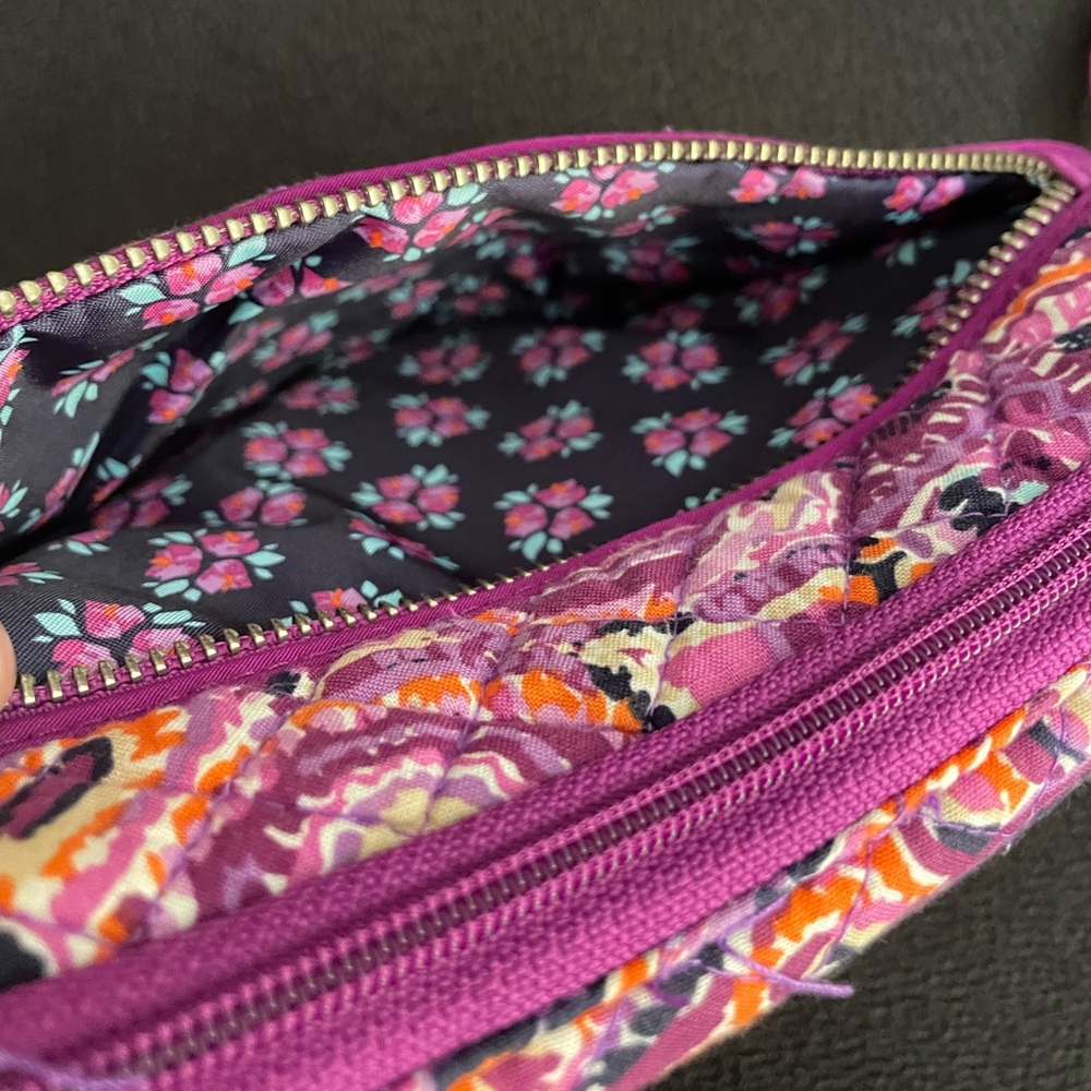 Vera Bradley Dream Tapestry quilted RFID little crossbody bag - Picture 4 of 12